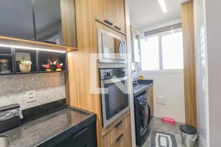Apartamento à venda com 53m², 2 quartos e 1 vaga Apartamento à venda com 53m², 2 quartos e 1 vagaCozinha e Área de Serviço