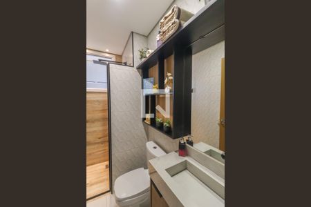 Apartamento à venda com 53m², 2 quartos e 1 vaga Apartamento à venda com 53m², 2 quartos e 1 vagaBanheiro