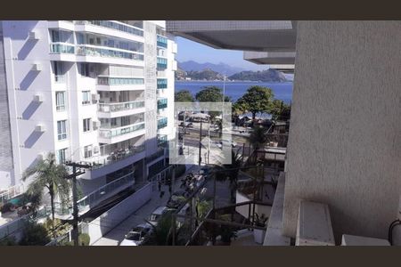 Apartamento à venda com 2 quartos, 90m² em Charitas, Niterói