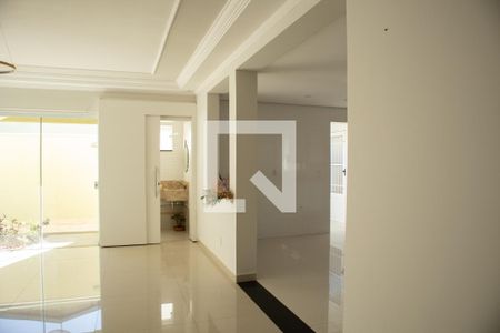 Sala de casa de condomínio para alugar com 4 quartos, 380m² em Golden Park Residence, Hortolândia