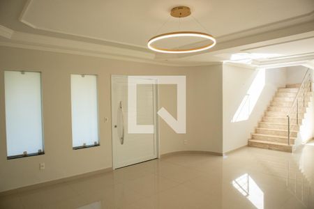 Sala de casa de condomínio para alugar com 4 quartos, 380m² em Golden Park Residence, Hortolândia