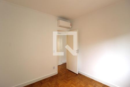 Quarto 1 de apartamento para alugar com 2 quartos, 90m² em Jardim Europa, São Paulo