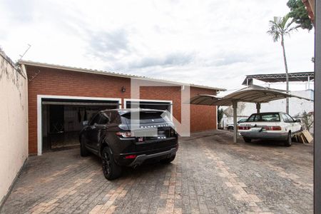 Casa para alugar com 277m², 5 quartos e NaN vagas Casa para alugar com 277m², 5 quartos e NaN vagasVagas de garagem
