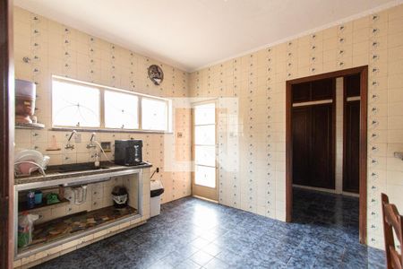 Casa para alugar com 277m², 5 quartos e NaN vagas Casa para alugar com 277m², 5 quartos e NaN vagasCozinha