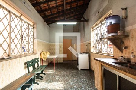 Casa para alugar com 277m², 5 quartos e NaN vagas Casa para alugar com 277m², 5 quartos e NaN vagasCozinha Externa