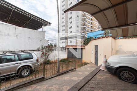 Casa para alugar com 277m², 5 quartos e NaN vagas Casa para alugar com 277m², 5 quartos e NaN vagasVagas de garagem