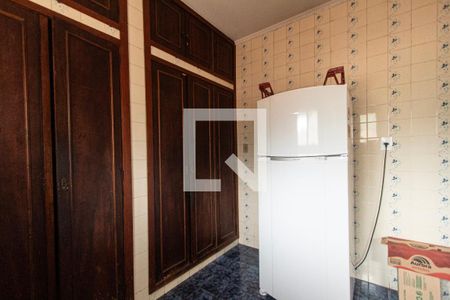 Casa para alugar com 277m², 5 quartos e NaN vagas Casa para alugar com 277m², 5 quartos e NaN vagasCozinha