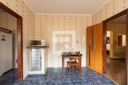 Casa para alugar com 277m², 5 quartos e NaN vagas Casa para alugar com 277m², 5 quartos e NaN vagasCozinha