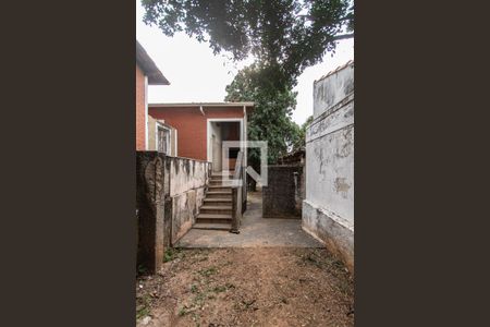 Casa para alugar com 277m², 5 quartos e NaN vagas Casa para alugar com 277m², 5 quartos e NaN vagasQuintal