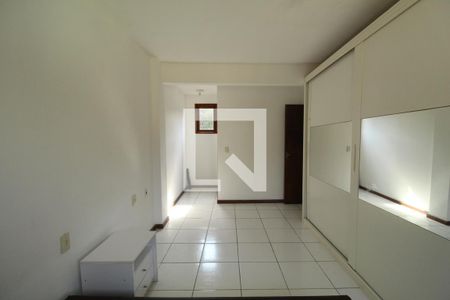 Suíte 1 de casa de condomínio para alugar com 2 quartos, 171m² em Vargem Grande, Rio de Janeiro