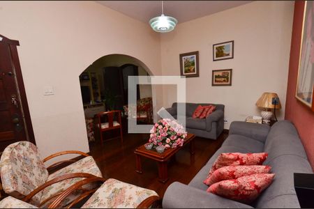 Sala de estar de casa à venda com 5 quartos, 286m² em Santa Ines, Belo Horizonte