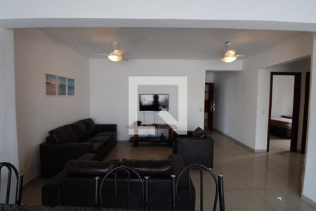 Sala de apartamento para alugar com 2 quartos, 146m² em Jardim Las Palmas, Guarujá