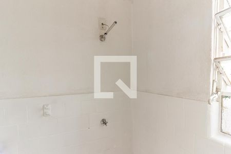 Banheiro de kitnet/studio para alugar com 1 quarto, 40m² em Santa Ifigênia, São Paulo