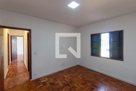 Quarto 1 de casa para alugar com 2 quartos, 100m² em Jardim dos Prados, São Paulo
