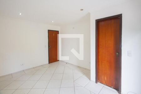Quarto de casa para alugar com 1 quarto, 62m² em Parque Maria Helena, São Paulo