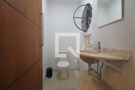 Lavabo de casa para alugar com 3 quartos, 495m² em Vila Arriete, São Paulo