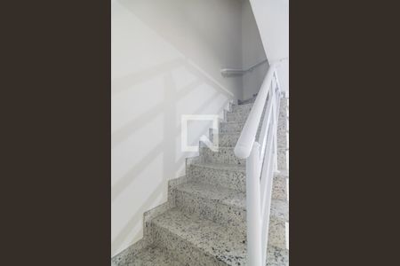 Escada de casa à venda com 3 quartos, 120m² em Vila Vilma, Santo André
