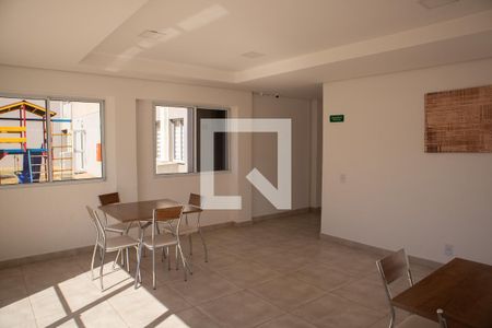 Apartamento para alugar com 56m², 2 quartos e 1 vaga Apartamento para alugar com 56m², 2 quartos e 1 vagaÁrea comum - Salão de festas