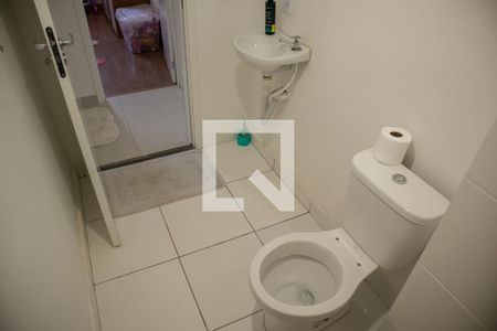 Apartamento para alugar com 56m², 2 quartos e 1 vaga Apartamento para alugar com 56m², 2 quartos e 1 vagaBanheiro