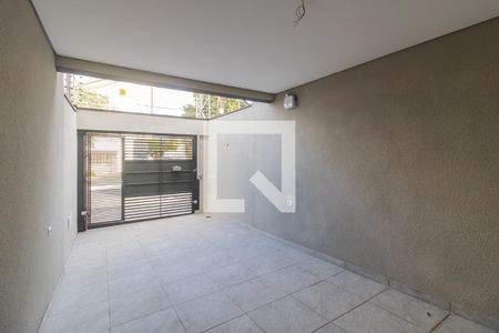 Casa à venda com 119m², 3 quartos e 2 vagas Casa à venda com 119m², 3 quartos e 2 vagasGaragem