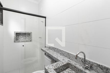 Casa à venda com 119m², 3 quartos e 2 vagas Casa à venda com 119m², 3 quartos e 2 vagasBanheiro