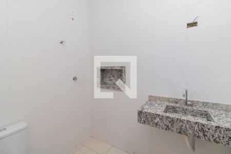 Casa à venda com 111m², 3 quartos e 2 vagas Casa à venda com 111m², 3 quartos e 2 vagasBanheiro da Suíte 1