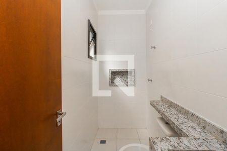 Casa à venda com 111m², 3 quartos e 2 vagas Casa à venda com 111m², 3 quartos e 2 vagasBanheiro