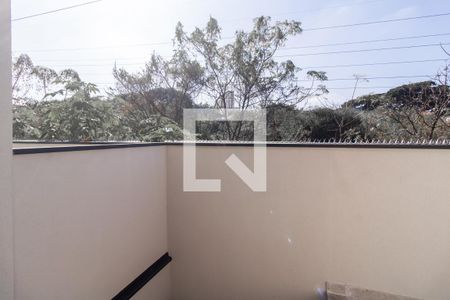 Casa à venda com 111m², 3 quartos e 2 vagas Casa à venda com 111m², 3 quartos e 2 vagasVista