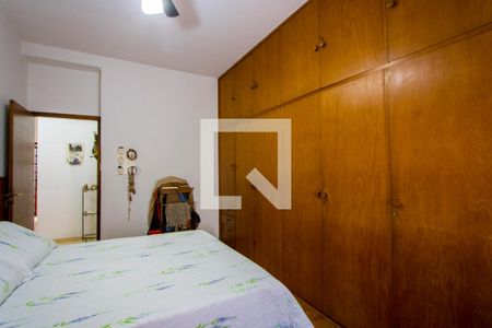 Quarto 1 de casa à venda com 2 quartos, 177m² em Jardim Bela Vista, Santo André