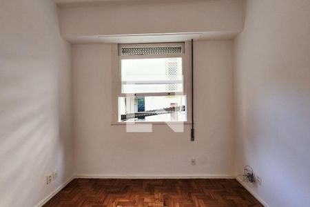 Quarto 1 de apartamento para alugar com 3 quartos, 90m² em Laranjeiras, Rio de Janeiro