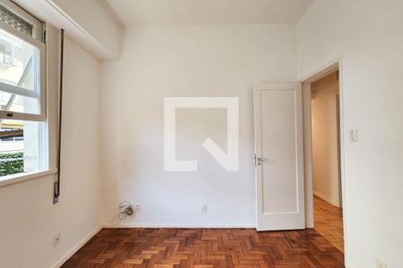 Quarto 1 de apartamento para alugar com 3 quartos, 90m² em Laranjeiras, Rio de Janeiro