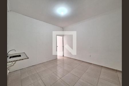 Sala/Cozinha de kitnet/studio para alugar com 1 quarto, 40m² em Centro, Rio de Janeiro