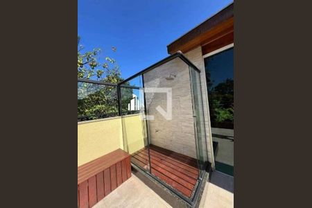 Casa à venda com 3 quartos, 200m² em Vila Lucinda, Santo André