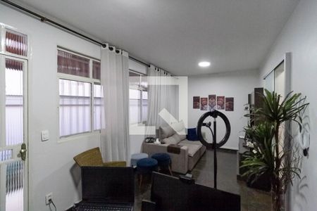 Sala de casa de condomínio à venda com 3 quartos, 105m² em Liberdade, Belo Horizonte