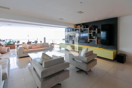 Sala de apartamento à venda com 4 quartos, 250m² em Barra da Tijuca, Rio de Janeiro