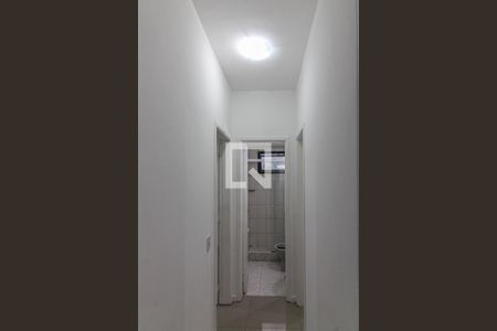 Corredor de apartamento para alugar com 1 quarto, 50m² em Recreio dos Bandeirantes, Rio de Janeiro