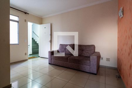 Sala de apartamento para alugar com 2 quartos, 45m² em Jardim Guadalajara, Sorocaba