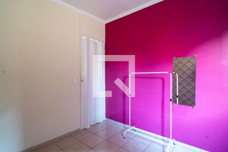 Quarto 2 de apartamento para alugar com 2 quartos, 45m² em Jardim Guadalajara, Sorocaba
