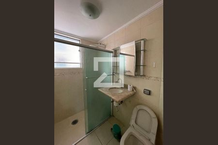 Banheiro de apartamento para alugar com 2 quartos, 70m² em Vila Pirajussara, São Paulo