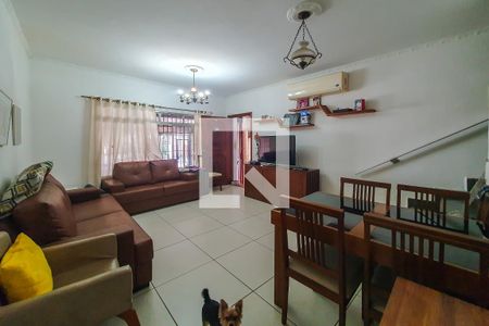 sala de casa à venda com 4 quartos, 156m² em Cambuci, São Paulo