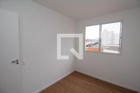 Quarto 1 de apartamento para alugar com 2 quartos, 41m² em Parque São Lourenço, São Paulo