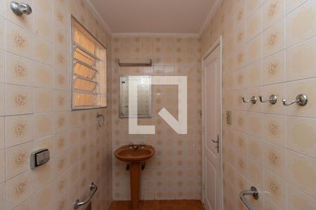 Banheiro Social de casa para alugar com 3 quartos, 80m² em Vila Nivi, São Paulo