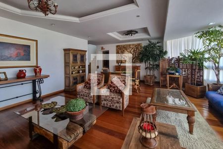 Apartamento à venda com 320m², 4 quartos e 3 vagasSala