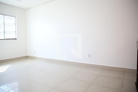 Sala de casa para alugar com 3 quartos, 220m² em Jardins Madri, Goiânia