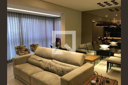 Apartamento à venda com 105m², 2 quartos e 2 vagasFoto 04