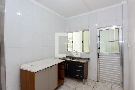 Cozinha de casa para alugar com 1 quarto, 30m² em Jardim Ferrão, Guarulhos
