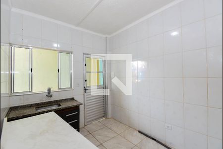 Cozinha de casa para alugar com 1 quarto, 30m² em Jardim Ferrão, Guarulhos