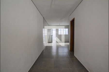 Sala de casa para alugar com 2 quartos, 140m² em Jardim Vila Rica, Santo André