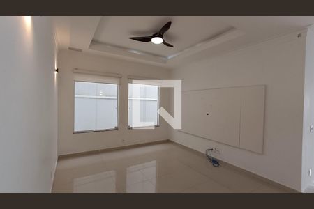 Sala de casa de condomínio para alugar com 3 quartos, 341m² em Granja Olga Iii, Sorocaba