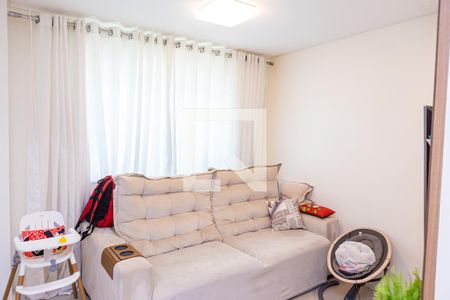 Sala de casa de condomínio para alugar com 2 quartos, 100m² em Vila Talarico, São Paulo